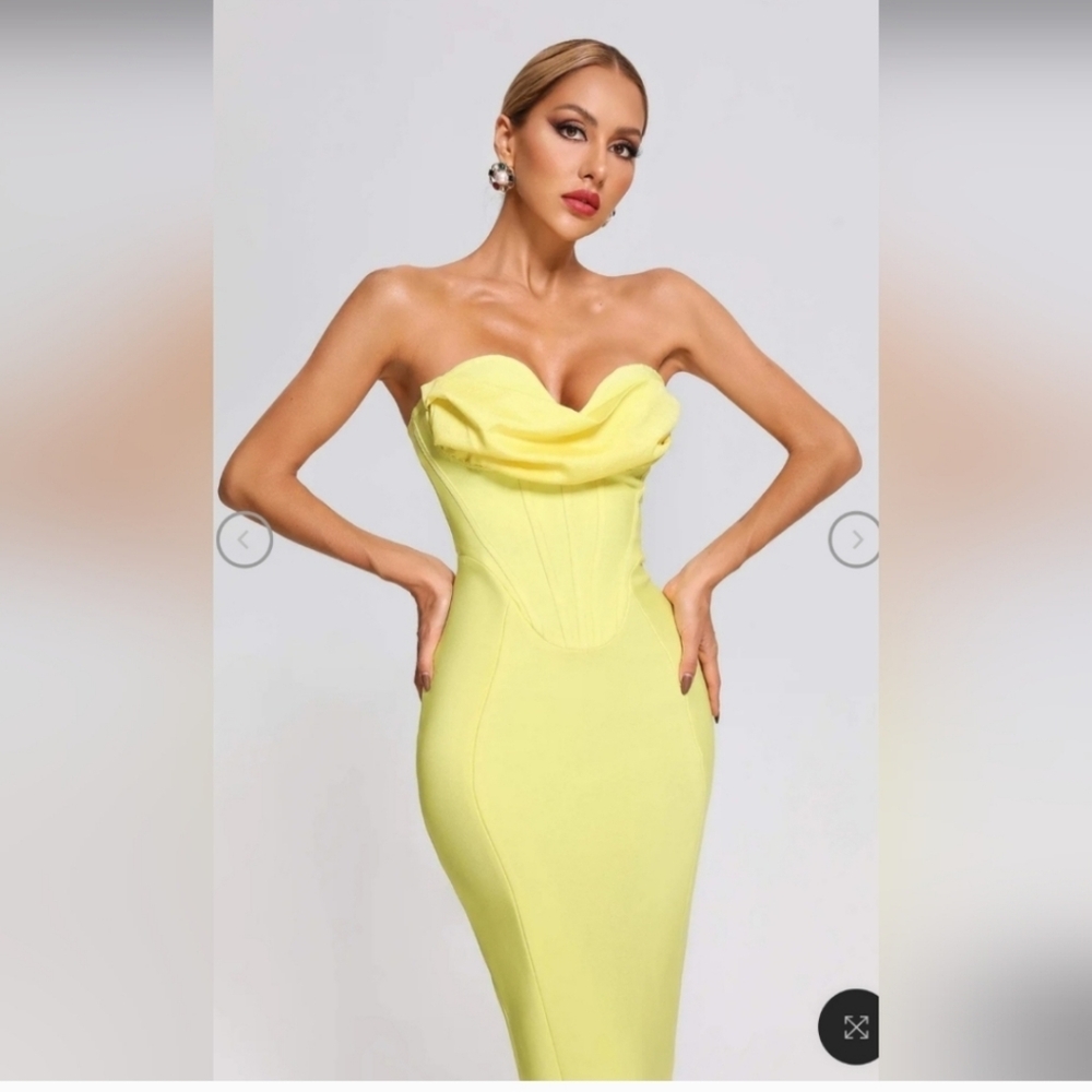 Bella Barnett Chic Strapless Yellow Dress, Size Small